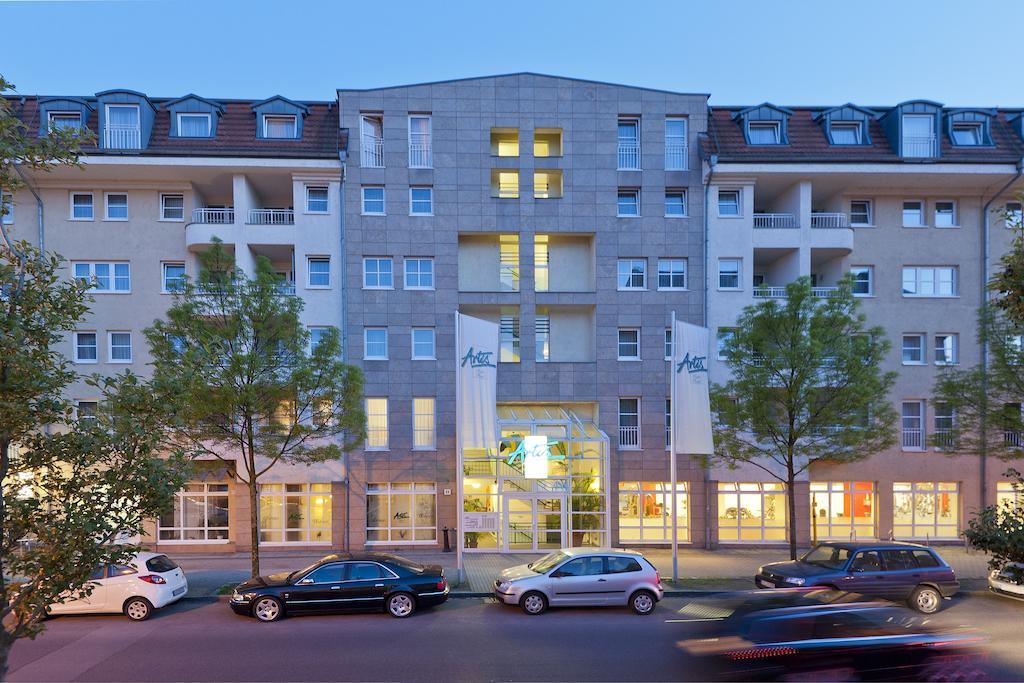 Artis Hotel 3*
