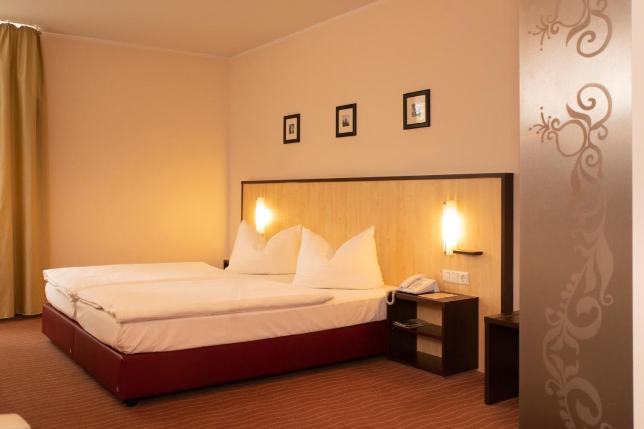 Bergwirtschaft Wilder Mann Und Restaurant Hotel Dresden