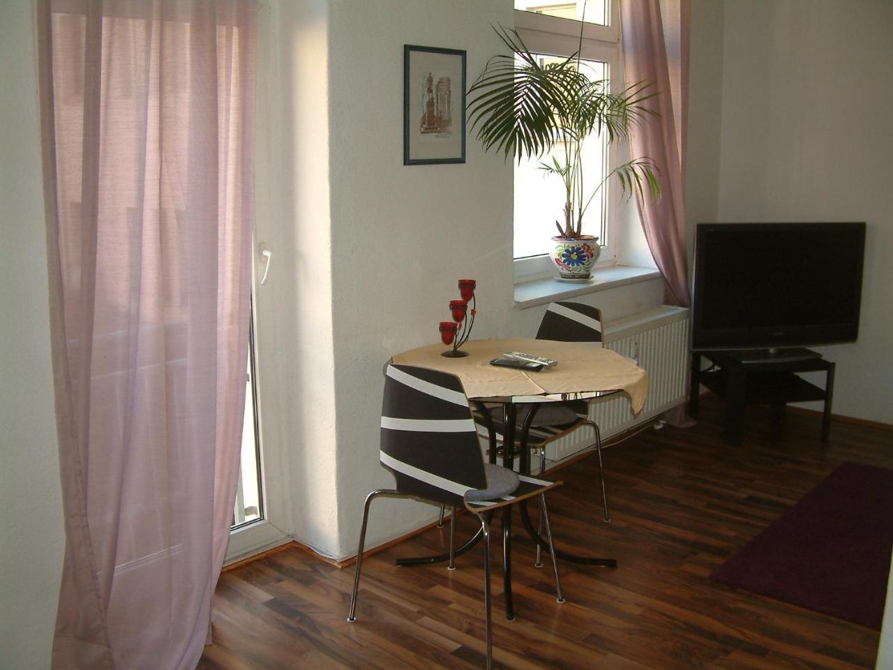 Guest house Ole 2*