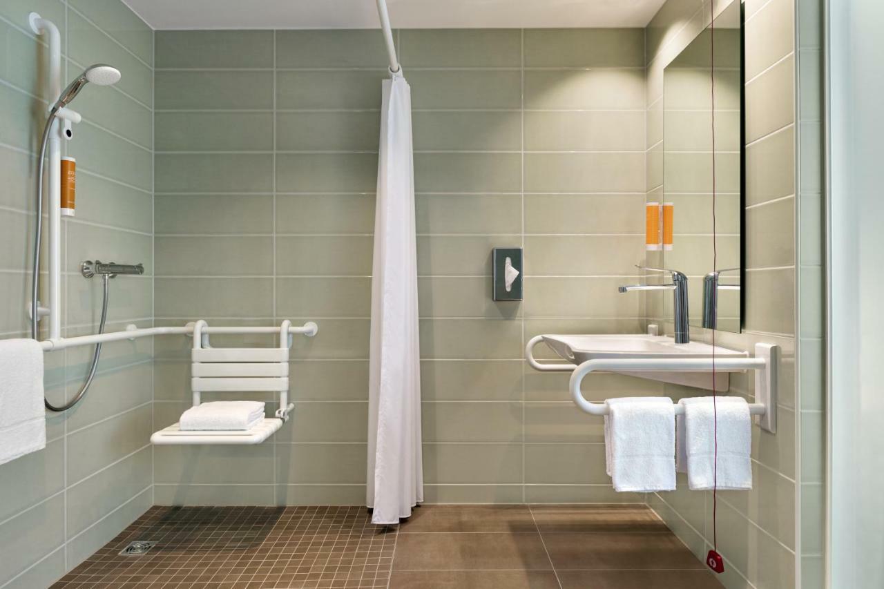 Super 8 By Wyndham 3*
