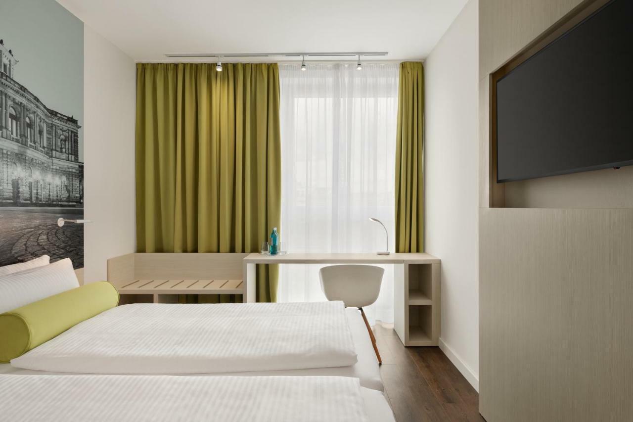 Super 8 By Wyndham Dresden