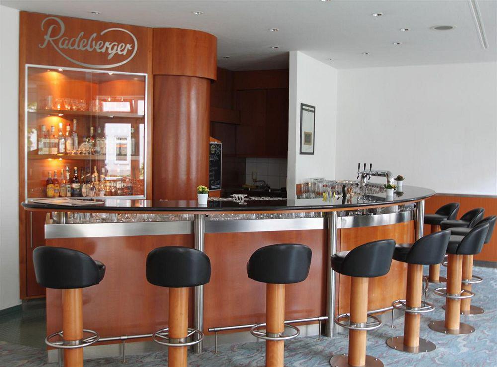 Dormero Airport 4*