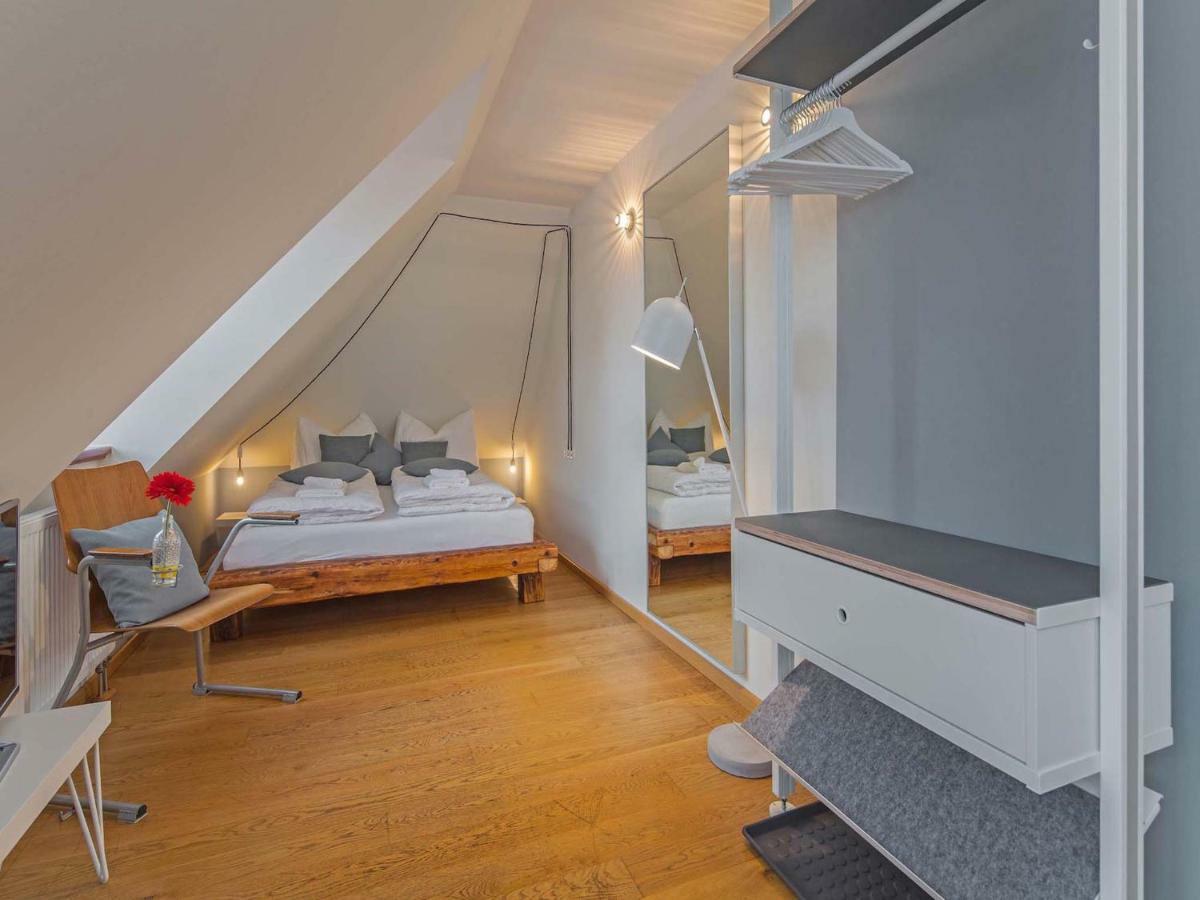 Hotel Am Schillerplatz Dresden