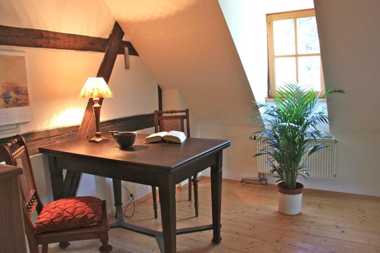 Ferienwohnung Im Kastanienhof Dresden, Buhlau Dresden