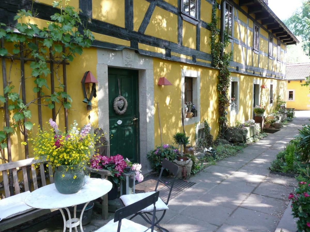 Ferienwohnung Im Kastanienhof Dresden, Buhlau Apartment Dresden