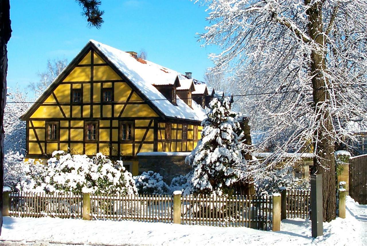 Apartment Ferienwohnung Im Kastanienhof Dresden, Buhlau
