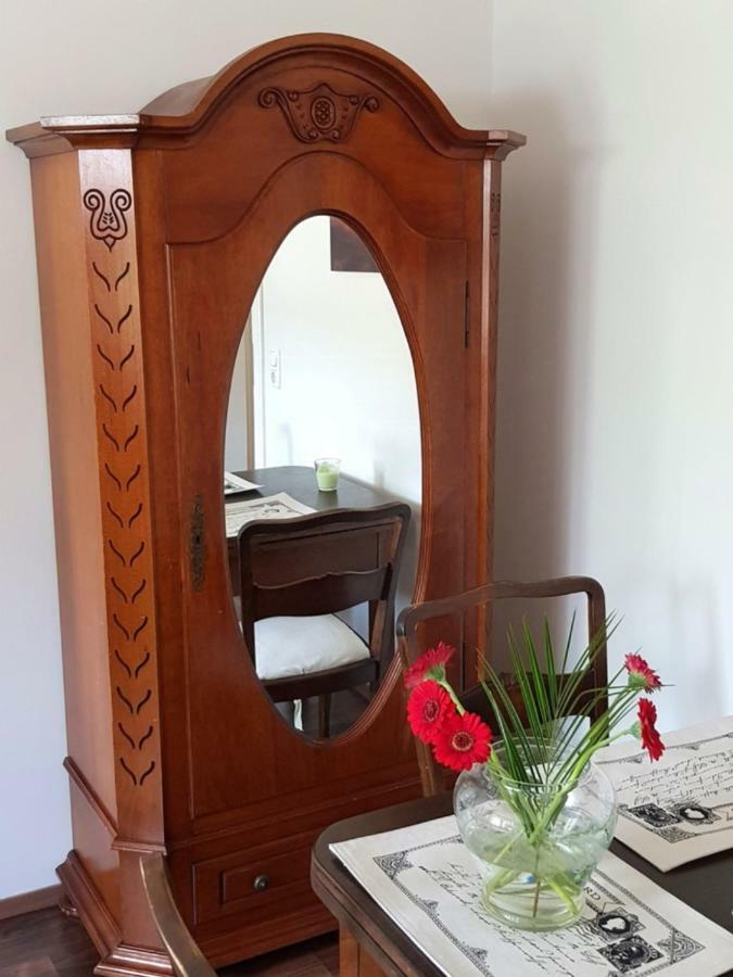 Ferienwohnung Elbhangblick - Für 2 Personen Apartment Dresden