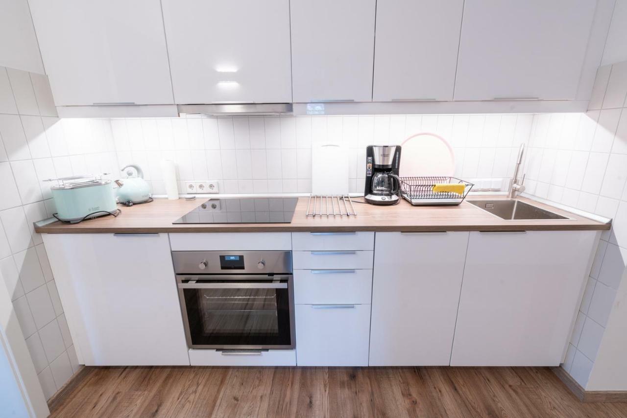 Golding - Flat 2 Apartment