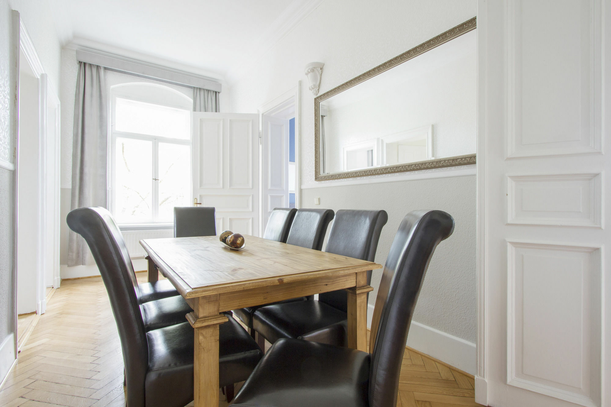 Limehome Antonstrasse Aparthotel 3*