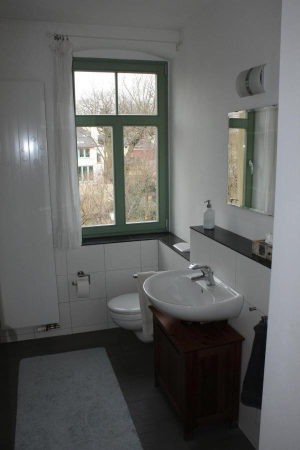 Traumhafte Etagenwohnung In Günderzeitvilla *