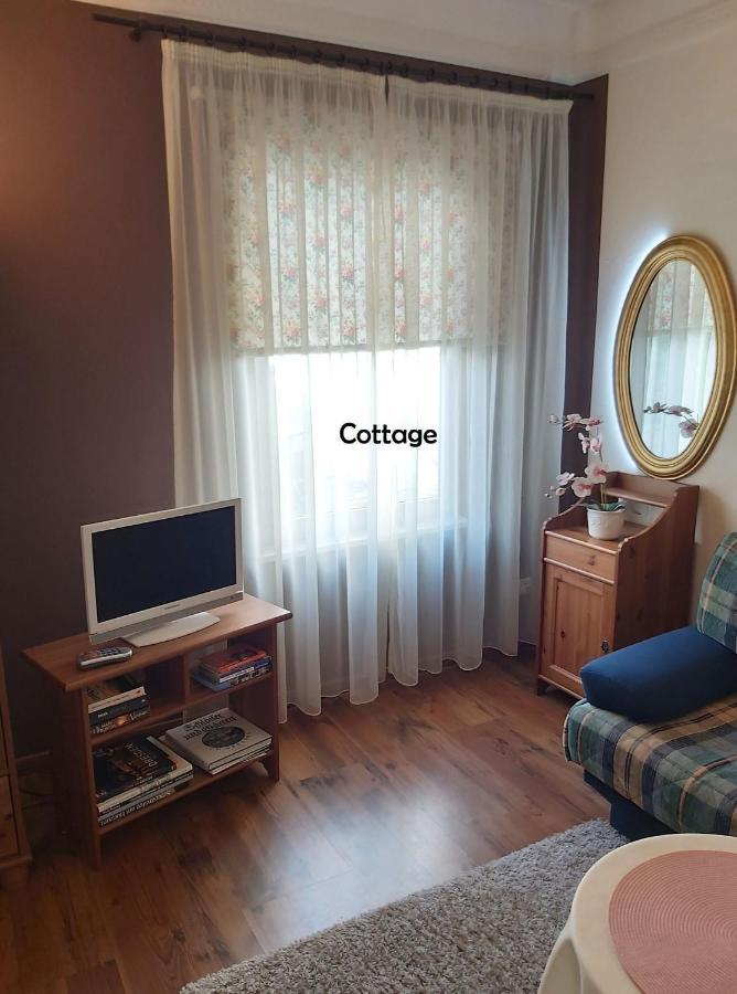 City-ferienwohnungen-dresden - Zentral Gelegen Im Haus Louisenstrasse 11 - Dresden-neustadt Dresden