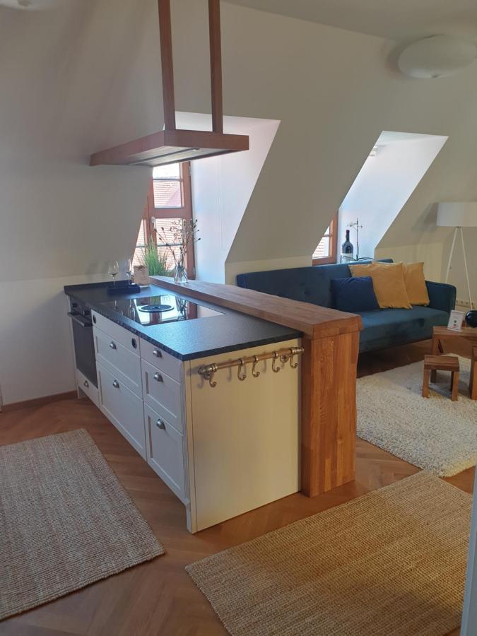 Modernes An Der Frauenkirche Apartment
