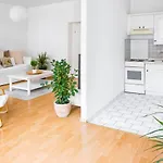 5 Min Zur Elbe, Helle Geraeumige 2-Raum-Whg, Neustadt, Top Lage