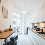 Tip! Geraeumiges Apartment Direkt Im Stadtzentrum Fuer 6 Personen