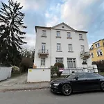 Dill Apartment Dresden Am Blauen Wunder