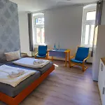 Ryde & Hyde Budget Hotel
