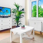 Helle, Ruhige 2 Zi-Whg, 2 Baeder, Dd Neustadt, Top Lage