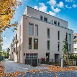 Apartment Am Grossen Garten - Terrasse & Parkplatz -8 Personen
