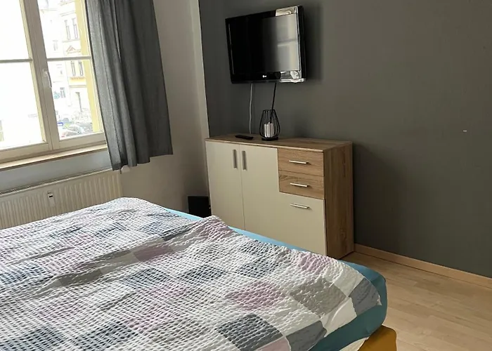 Apartment Mit 2 Schlafzimmern In Dresdner Neustadt