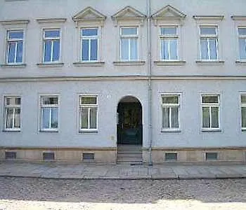 A bed Privatzimmer Dresden - Nichtraucherpension