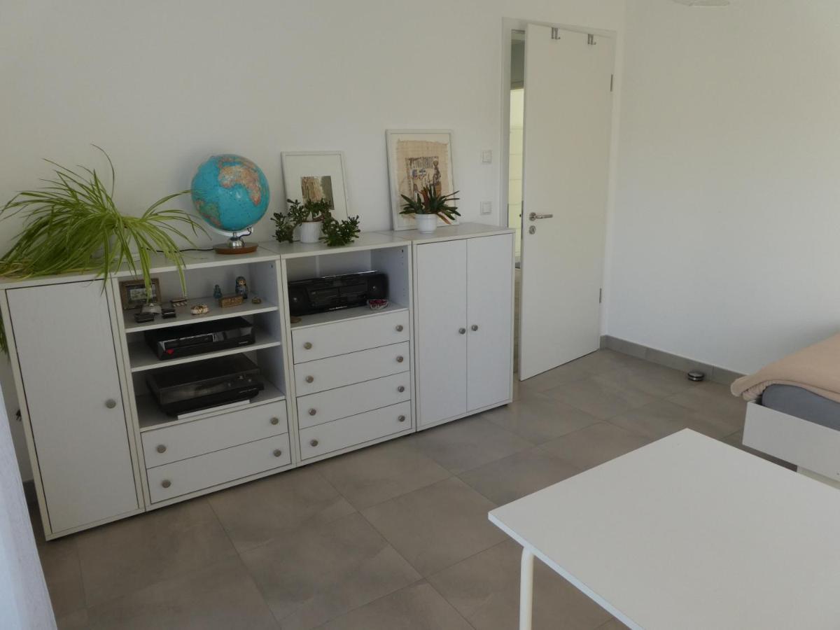 Grosszuegige,zetrumsnahe Apartment *