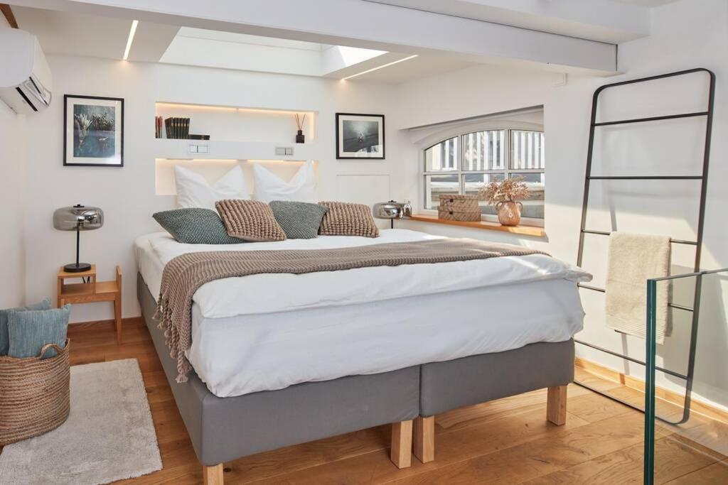 Tiny House Loft2d, Terrasse, Wifi, Romantik Apartment *
