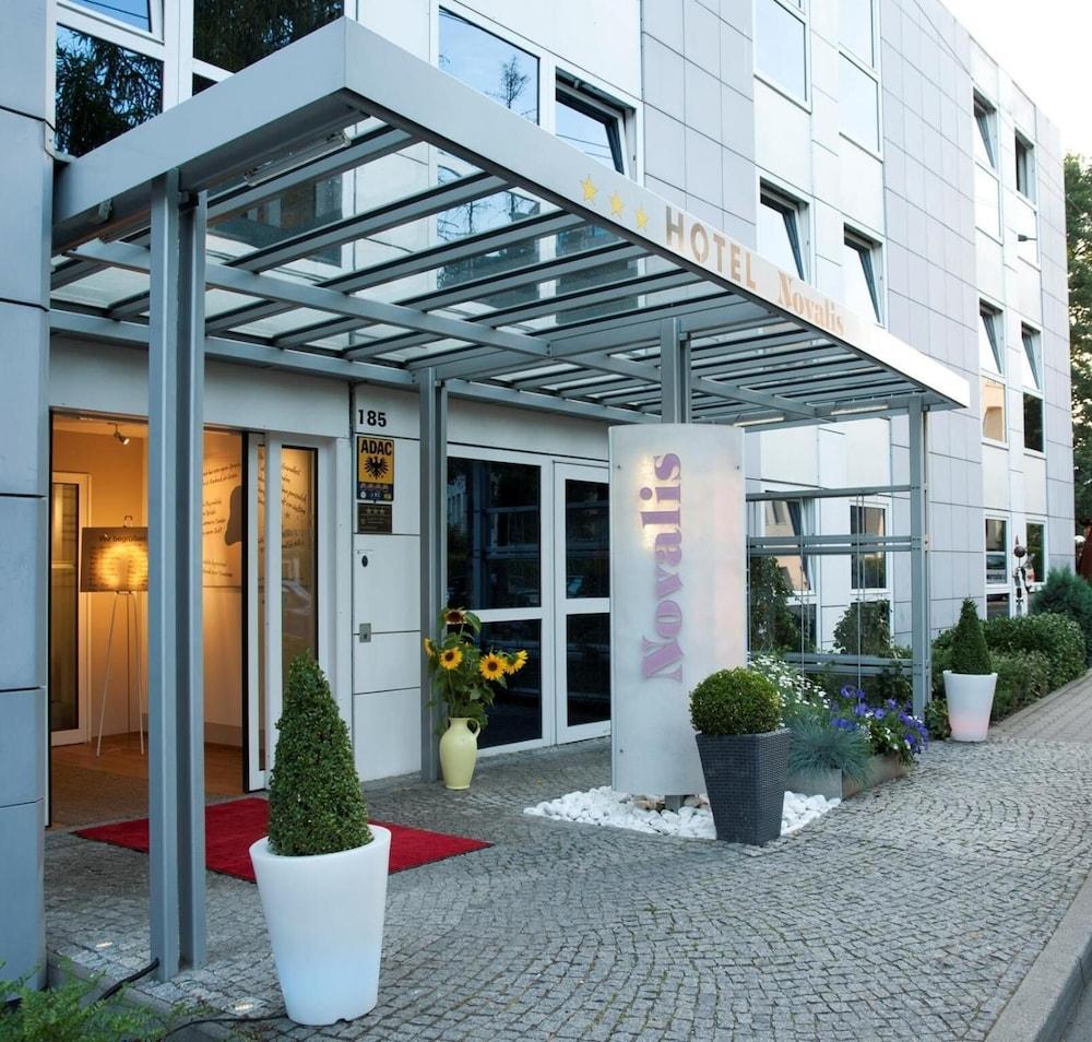 Novalis Hotel 3*