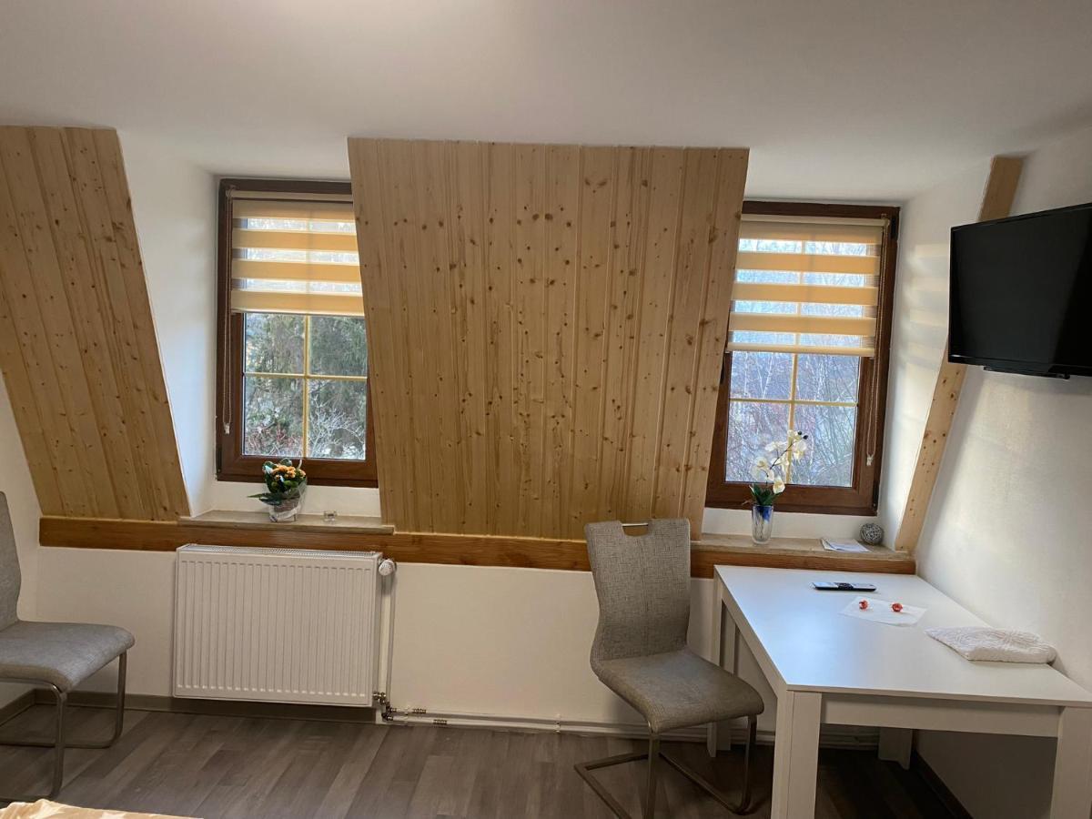 Gasthuis Zimmervermietung Abir