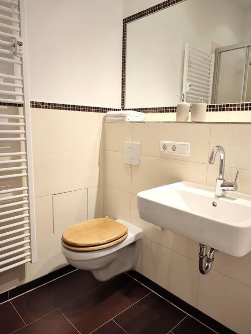 Apartment Coffeelounge: Zentrale Mit Kueche Inkl. Kaffee