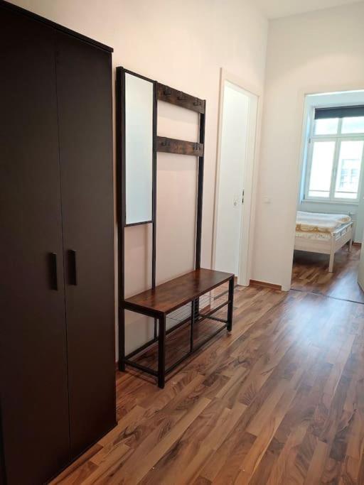 Coffeelounge: Zentrale Mit Kueche Inkl. Kaffee Dresden