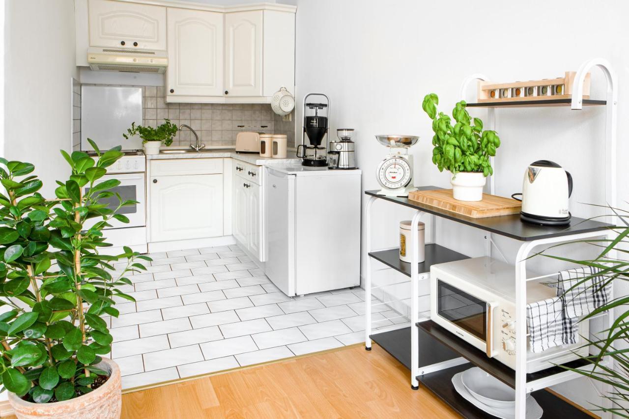 5 Min Zur Elbe, Helle Geraeumige 2-raum-whg, Neustadt, Lage Appartement