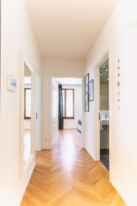 Tip! 120 Qm Direkt Am Neumarkt Apartment