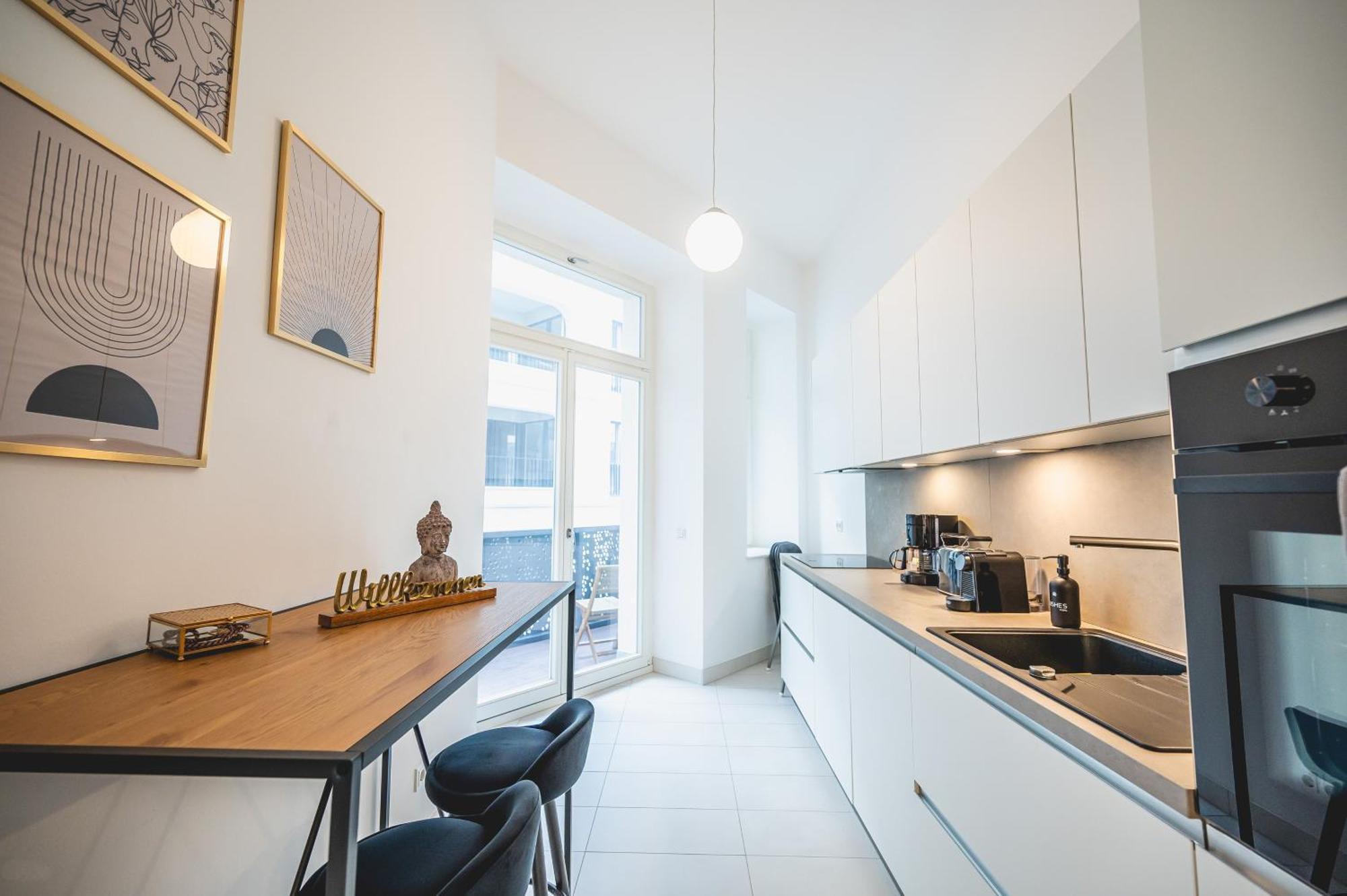 Apartment Tip! Geraeumiges Direkt Im Stadtzentrum Fuer 6 Personen