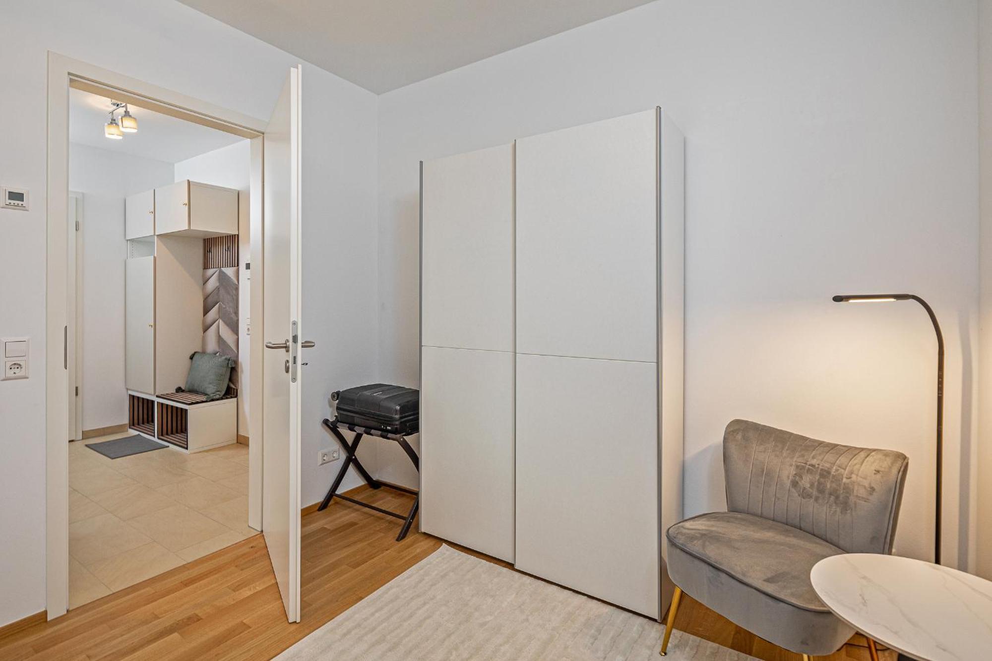 Ruhige 5 Sterne Naehe Altstadt Apartment *