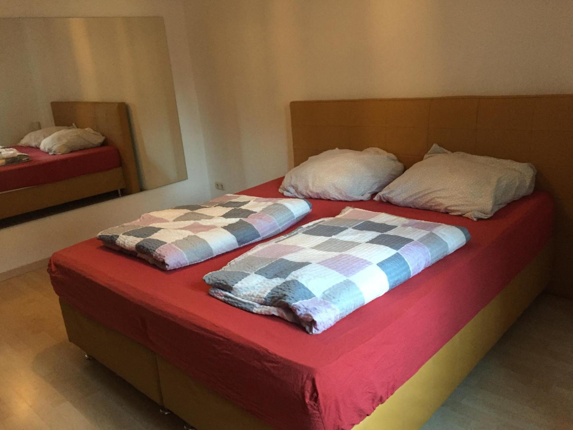Mit 2 Schlafzimmern In Dresdner Neustadt Appartement