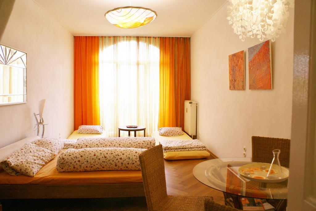 Private Gastezimmer Bei Ila Zimmerling Dresden