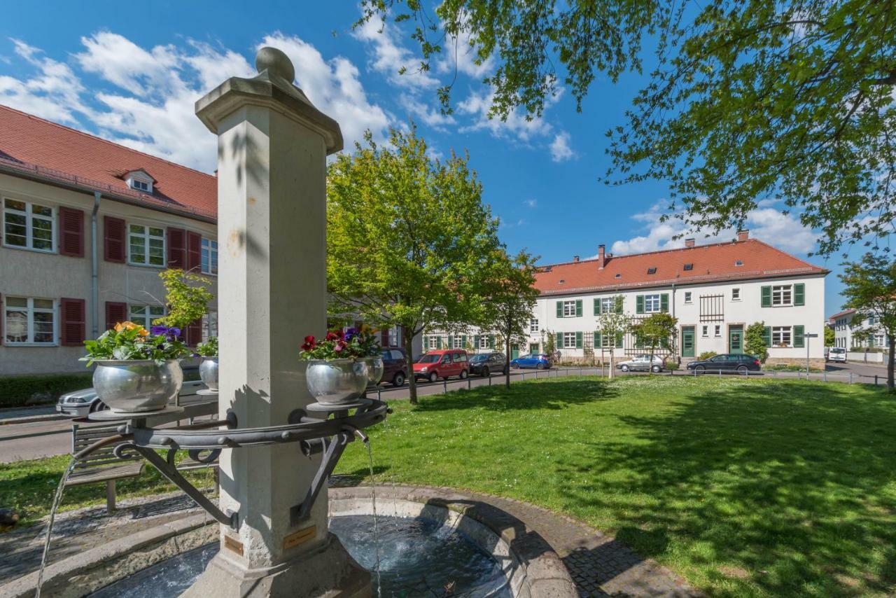 Zentrale Ferienwohnung In Gruna Im Dg *
