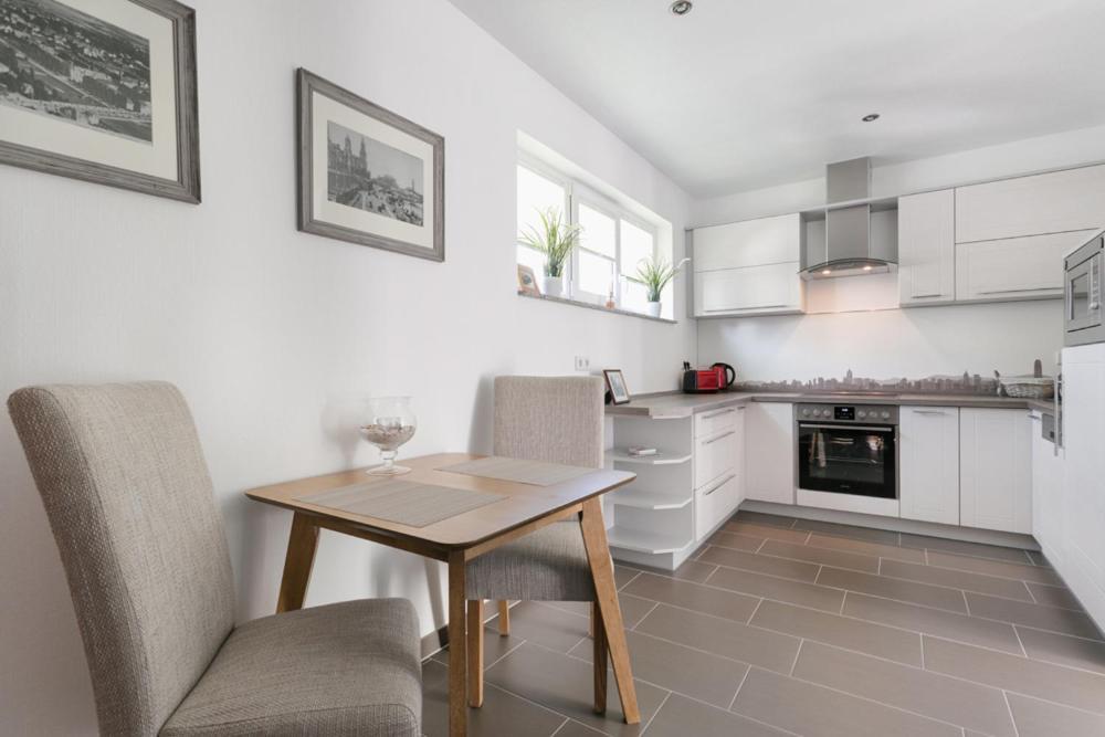 Apartment Sonnige Tage In Dresden