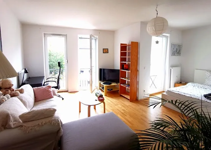 Ruhiges Einzelappartement An Tud & Stadtzentrum