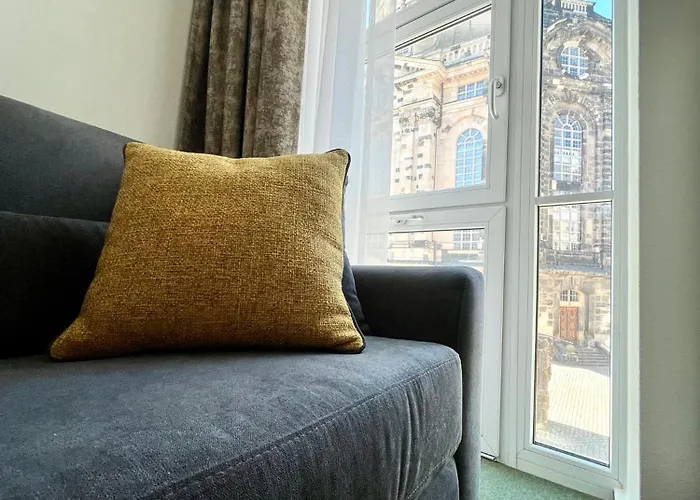 Grosses Familienapartment Mit Blick Zur Frauenkirche