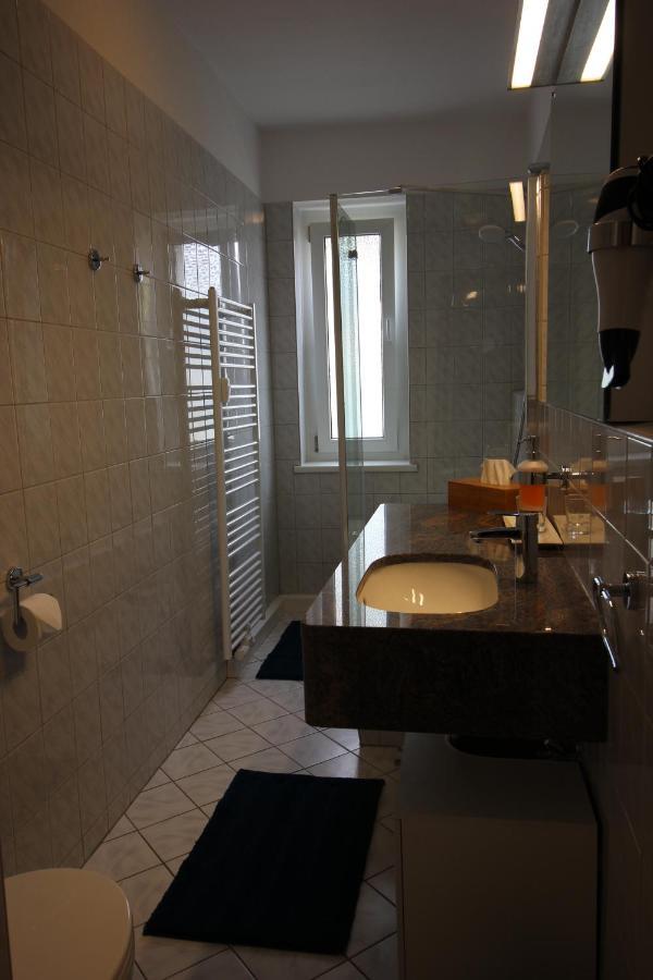 Weber Apartment *