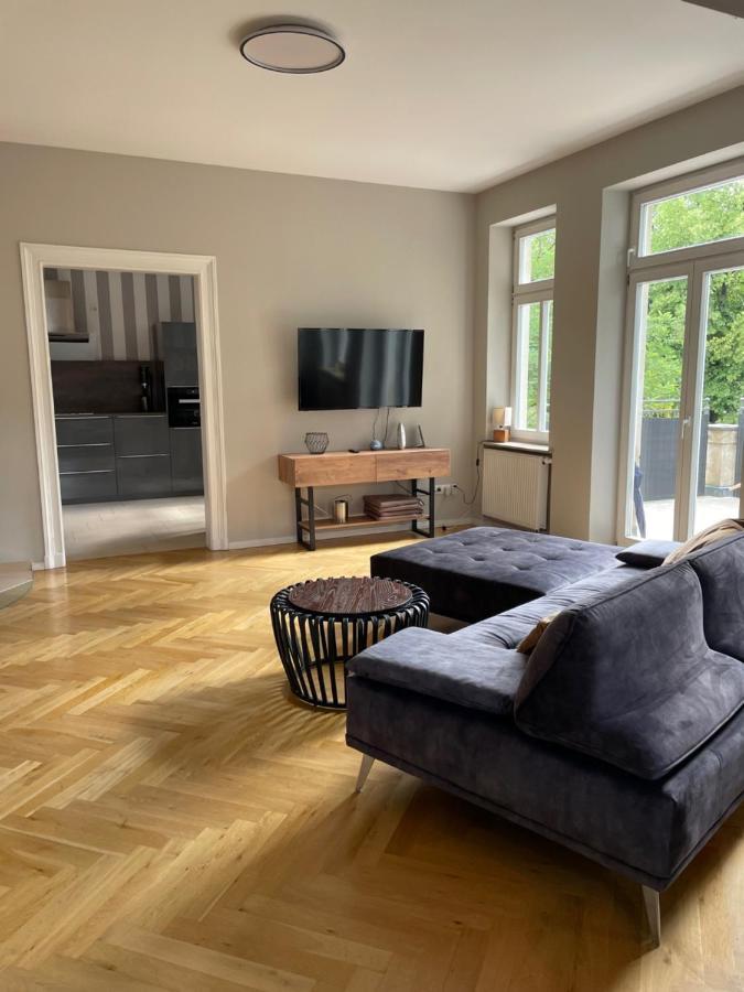 Helle Terrassenwohnung In Traumlage Von * Dresden
