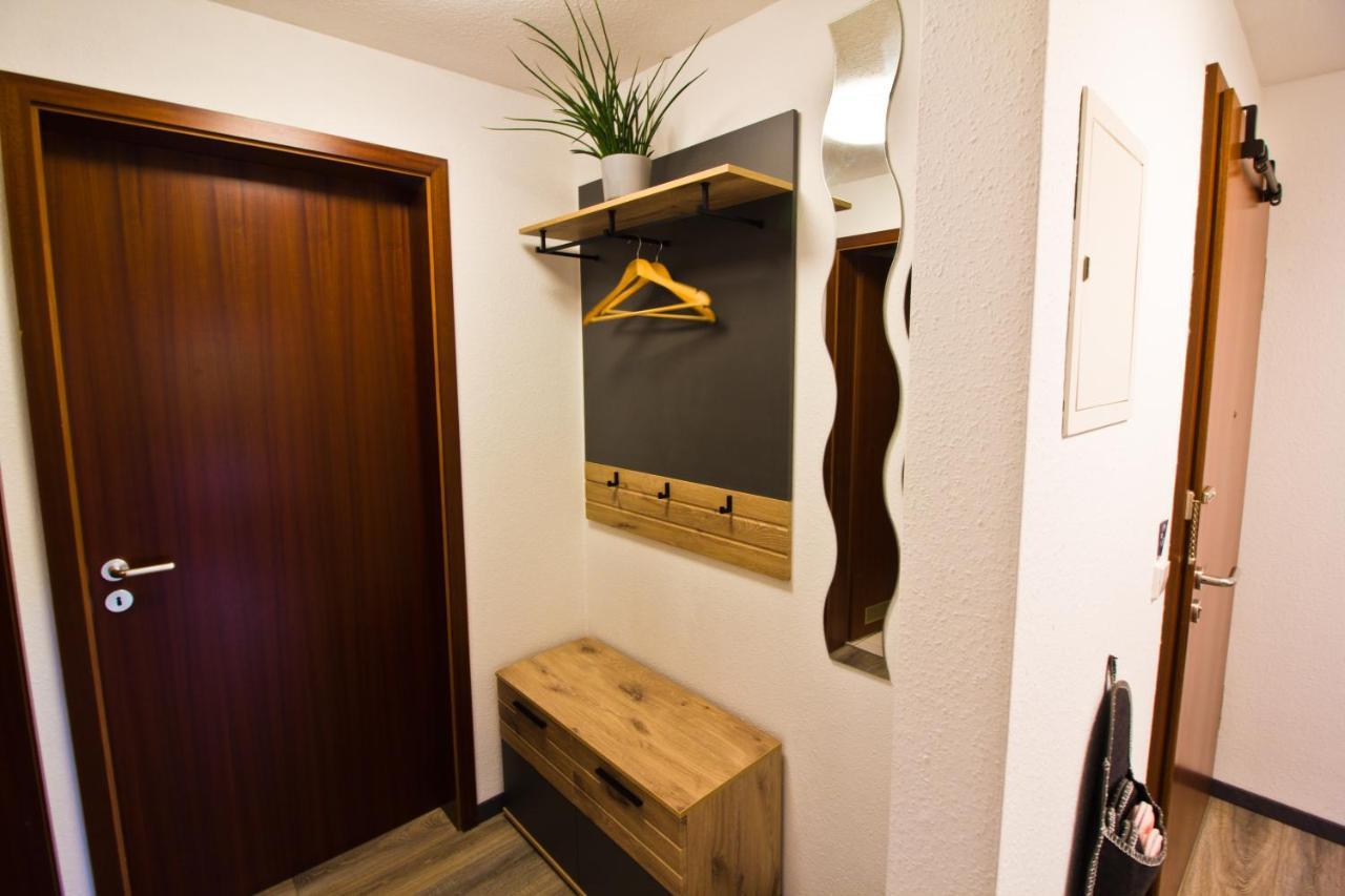 Ferienwohnung Tukan Laubegast Wlan Tv Ebike Apartment *