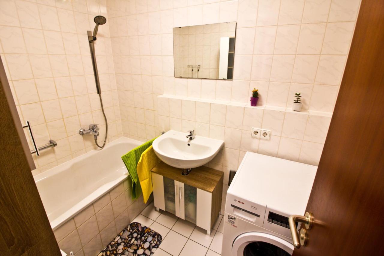 Ferienwohnung Tukan Laubegast Wlan Tv Ebike Apartment Dresden