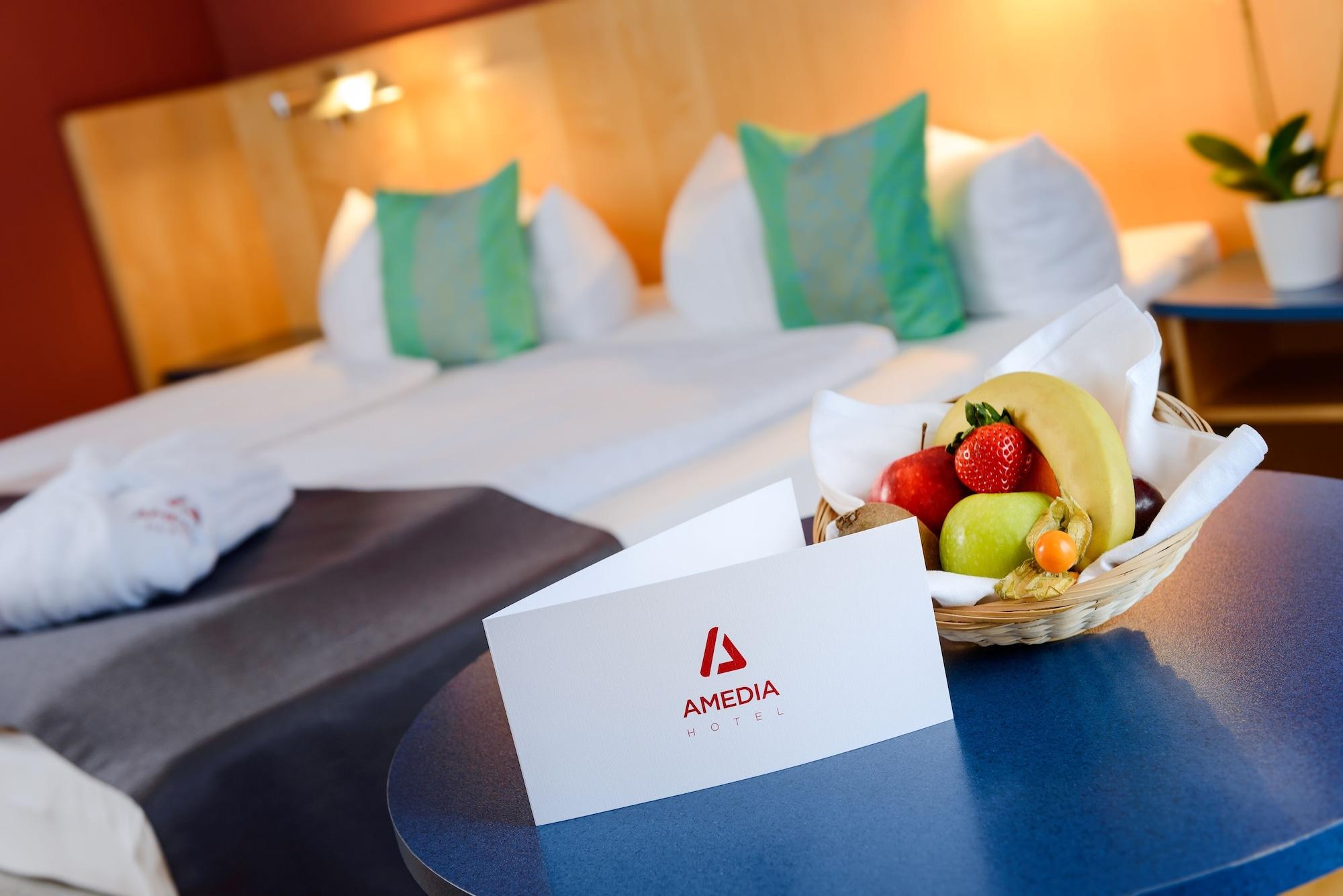Amedia Elbpromenade Hotel Dresden