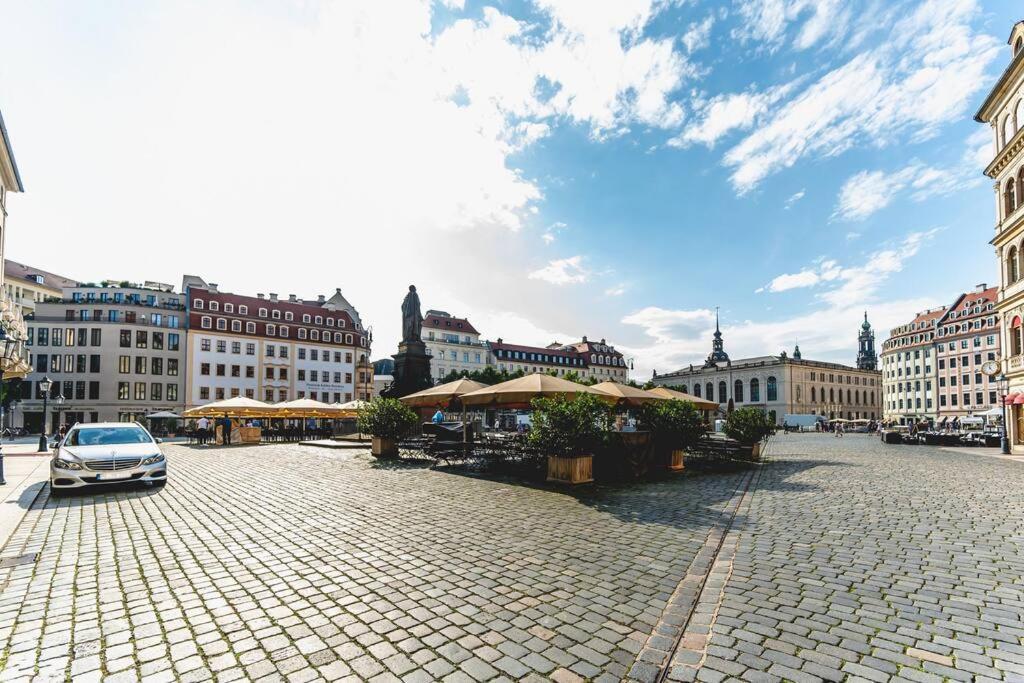 Apartment Tip! 120 Qm Direkt Am Neumarkt
