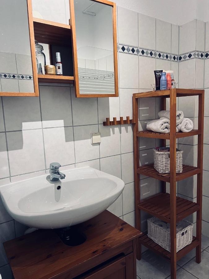 Charmante In Striesen - Frau Pie Apartment *