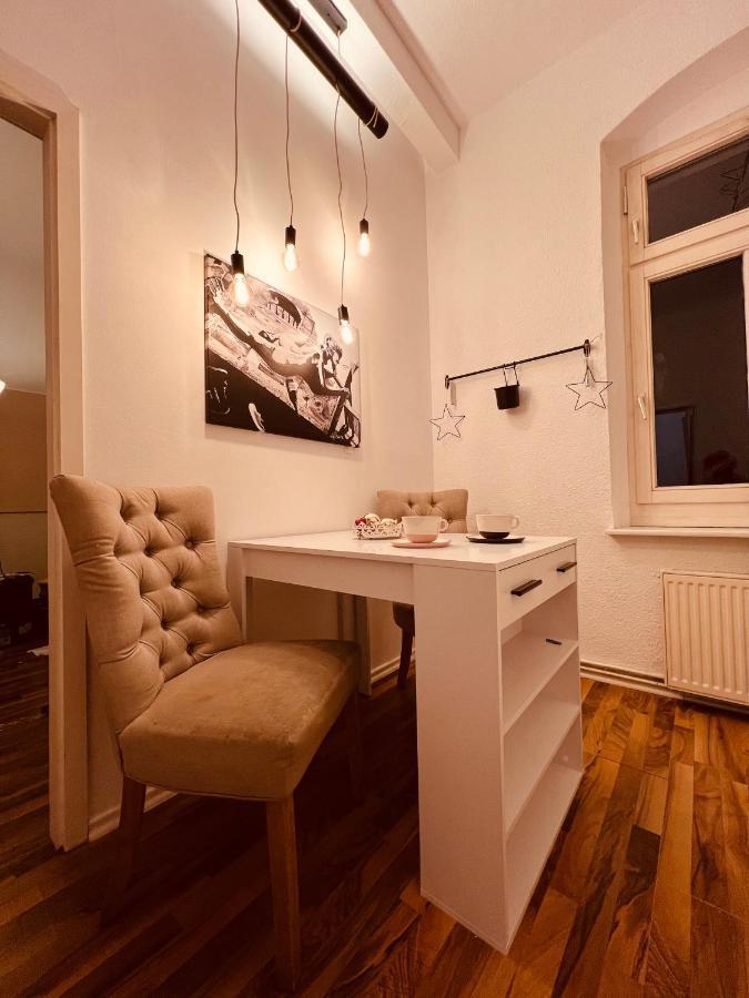 Apartment Charmante In Striesen - Frau Pie Dresden