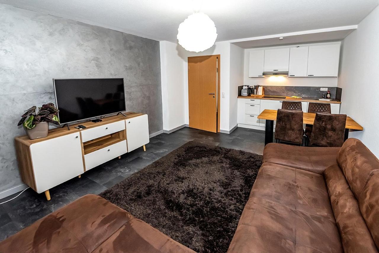 Apartment 2og Links *