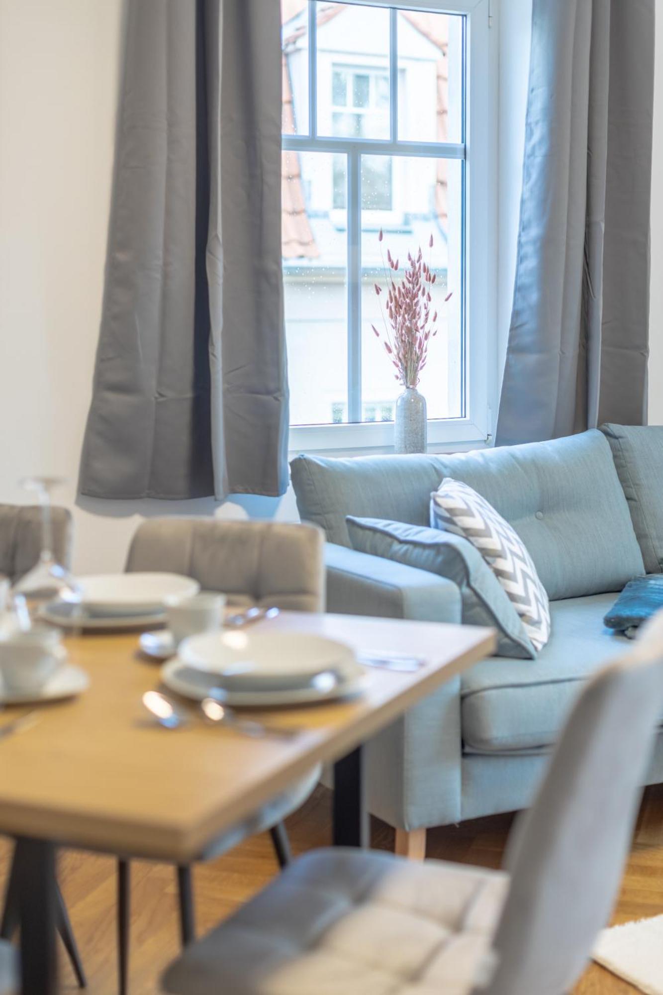 Coview - Design - 2 Schlafzimmer - Kueche - Highspeed Wlan Apartment *